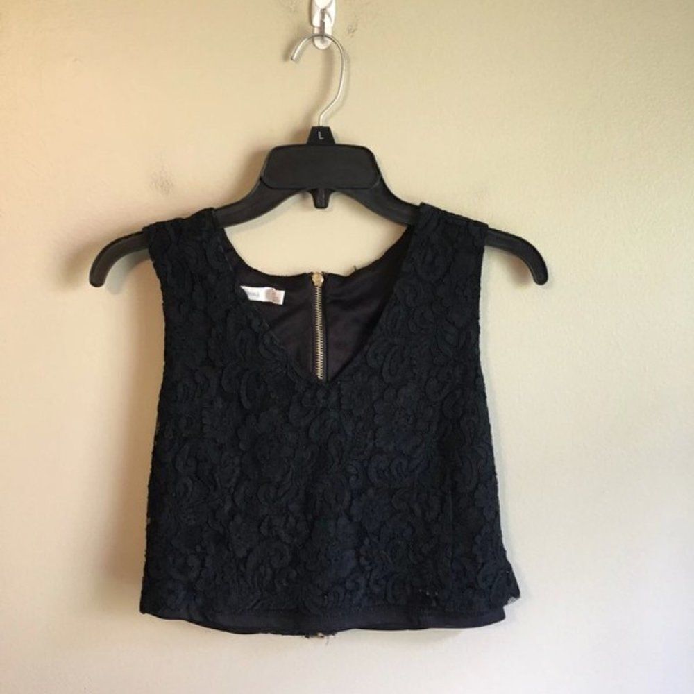 Bishop + Young XS black crop top